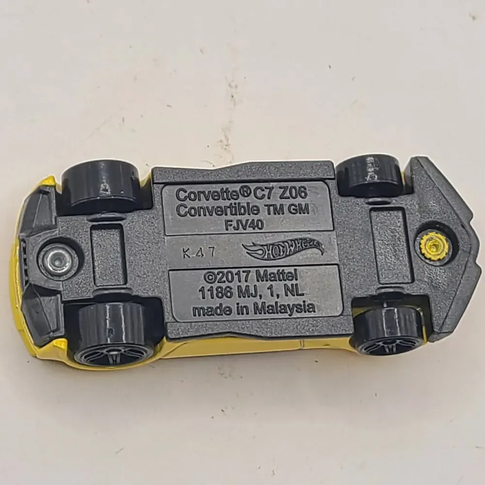 Hot Wheels Corvette C7 Z06 Convertible 2017 #HW-33